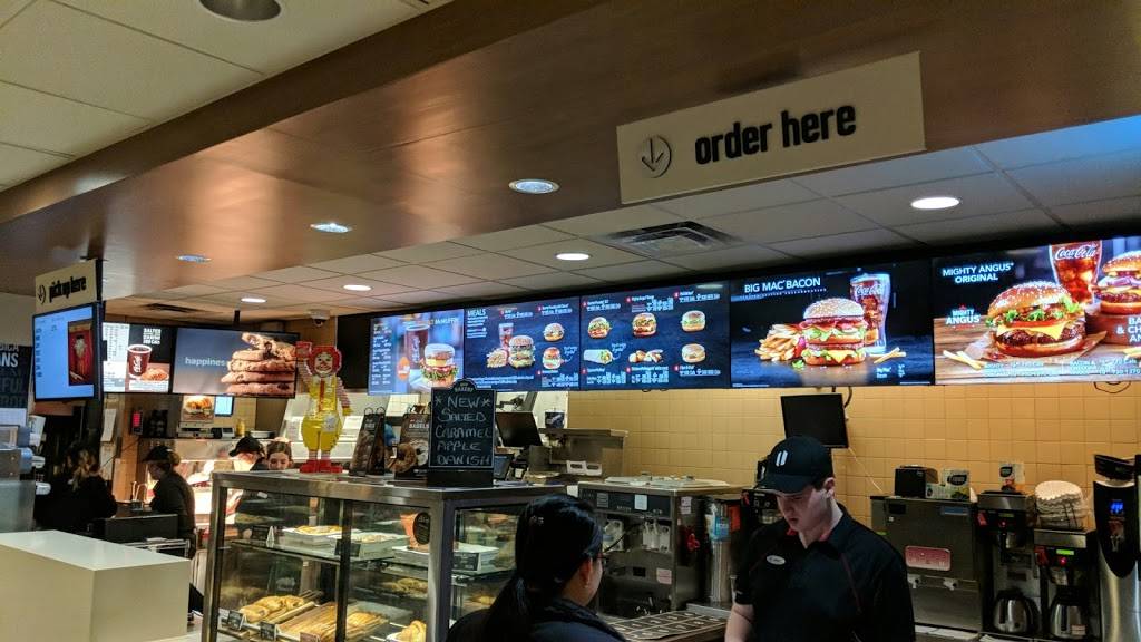 McDonalds | cafe | 475 Centre St N, Napanee, ON K7R 3S4, Canada | 6133549707 OR +1 613-354-9707