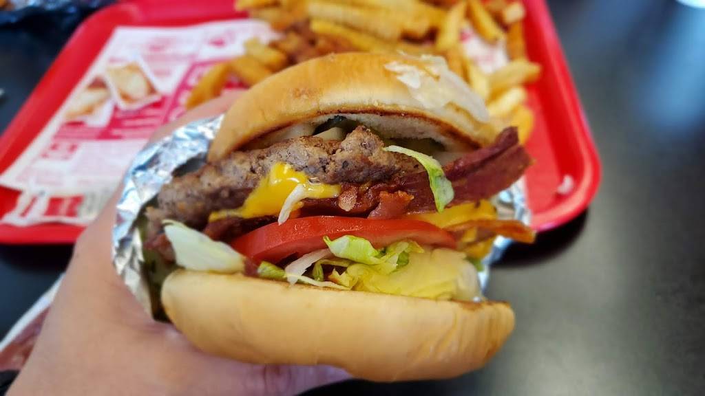 Louis Rose Hill Cafe | restaurant | 107 S Rose Hill Rd #8544, Rose Hill, KS 67133, USA | 3167769005 OR +1 316-776-9005