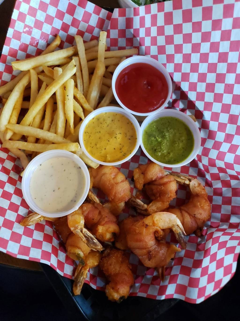 The Dickens Tavern | restaurant | 300 Main St, Longmont, CO 80501, USA | 3038349384 OR +1 303-834-9384