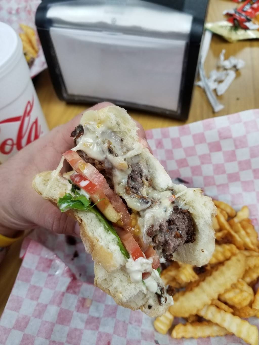 Bobs Burgers | restaurant | 3356B S Dixie Hwy, Dalton, GA 30720, USA | 7062771764 OR +1 706-277-1764