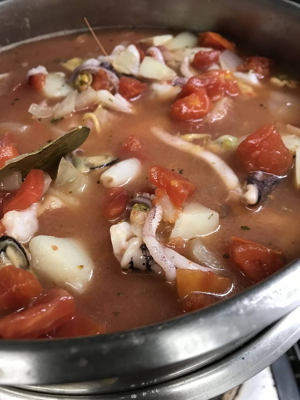 Spoons on 5th | restaurant | 340 SW 5th Ave, Portland, OR 97204, USA | 5039844003 OR +1 503-984-4003