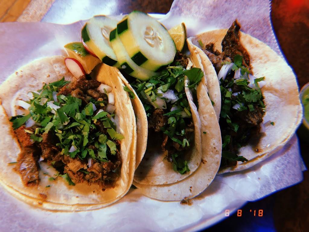 Del Valle Mexican Grill | restaurant | 1522 E Fowler Ave, Tampa, FL 33612, USA | 8139751320 OR +1 813-975-1320