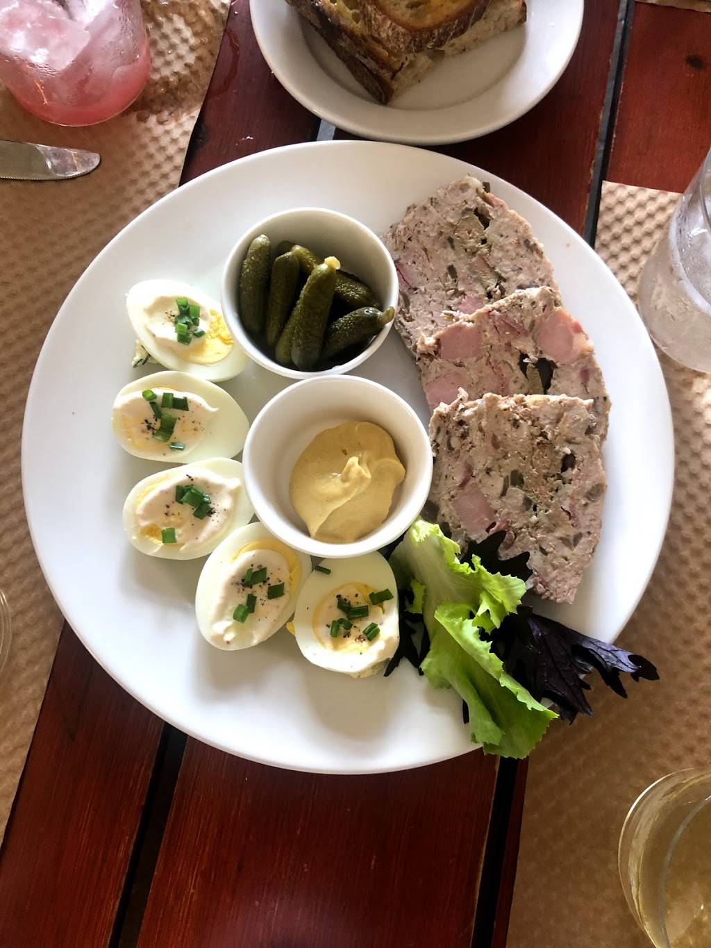 Canal House Station | restaurant | 2 Bridge St, Milford, NJ 08848, USA | 9089957200 OR +1 908-995-7200