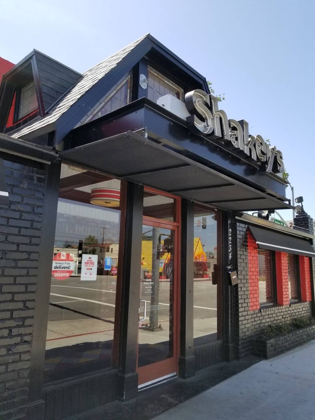 Shakeys Pizza Parlor | restaurant | 2234 W Valley Blvd, Alhambra, CA 91803, USA | 6262897851 OR +1 626-289-7851