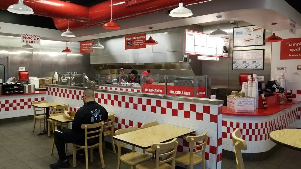 Five Guys | meal takeaway | 4129 S Mooney Blvd, Visalia, CA 93277, USA | 5597359600 OR +1 559-735-9600