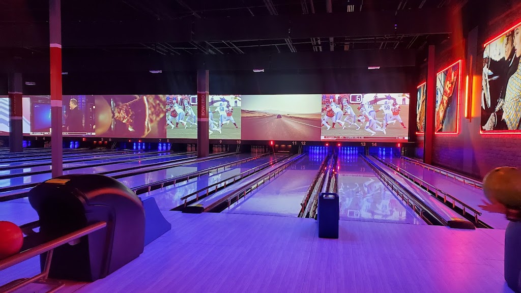 Bowlero Oxnard | meal takeaway | 601 Collection Blvd Suite 1175, Oxnard, CA 93036, USA | 8052888953 OR +1 805-288-8953