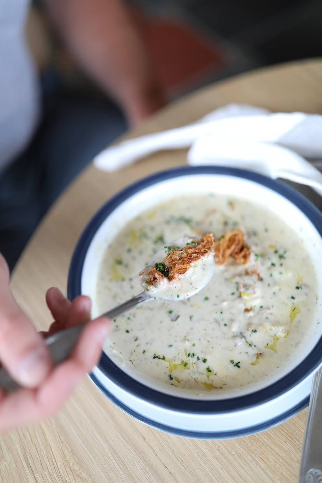 Nomi Park | restaurant | 151 Admiral Kalbfus Rd, Newport, RI 02840, USA | 4018499880 OR +1 401-849-9880