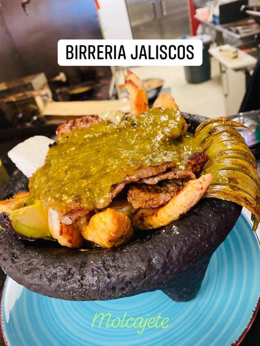 Birrieria Jalisco 2 | restaurant | 304 N Cedar Lake Rd, Round Lake, IL 60073, USA | 8478867089 OR +1 847-886-7089