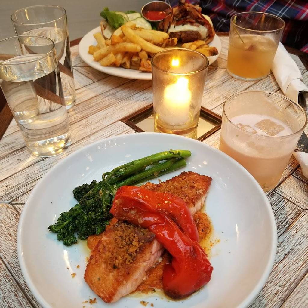 Sisters | restaurant | 900 Fulton St, Brooklyn, NY 11238, USA | 3477632537 OR +1 347-763-2537