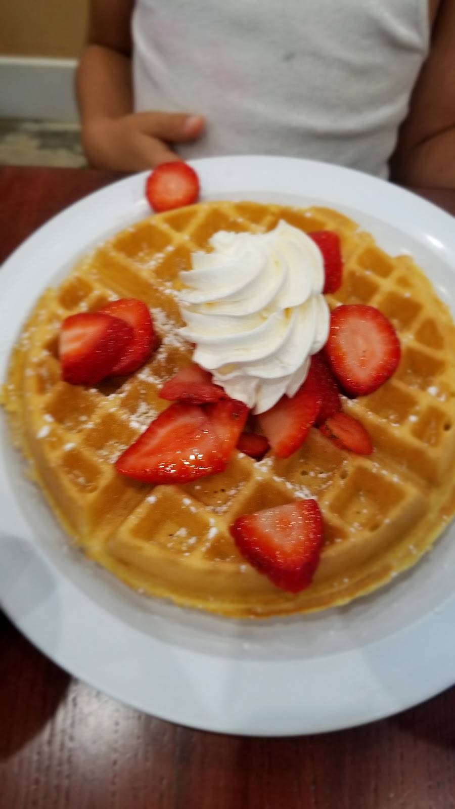 Early Riser Diner | restaurant | 4016 River Oaks Dr, Myrtle Beach, SC 29579, USA | 8439037957 OR +1 843-903-7957