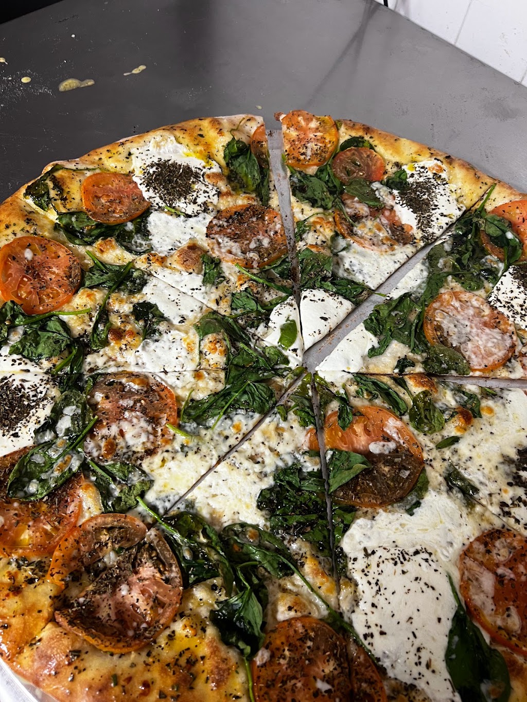 Val’s Newyork Pizza | restaurant | 602 W Atlantic St, Emporia, VA 23847, USA | 4346344222 OR +1 434-634-4222