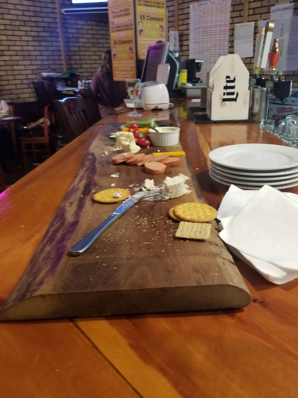 CW Coops Holland Landing | restaurant | 19415 Yonge St, Holland Landing, ON L9N 1L8, Canada | 9057157751 OR +1 905-715-7751