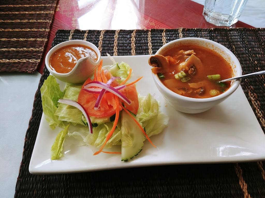 Thai Charm restaurant | restaurant | 5520, 218 Kent Rd, New Milford, CT 06776, USA | 8607995271 OR +1 860-799-5271
