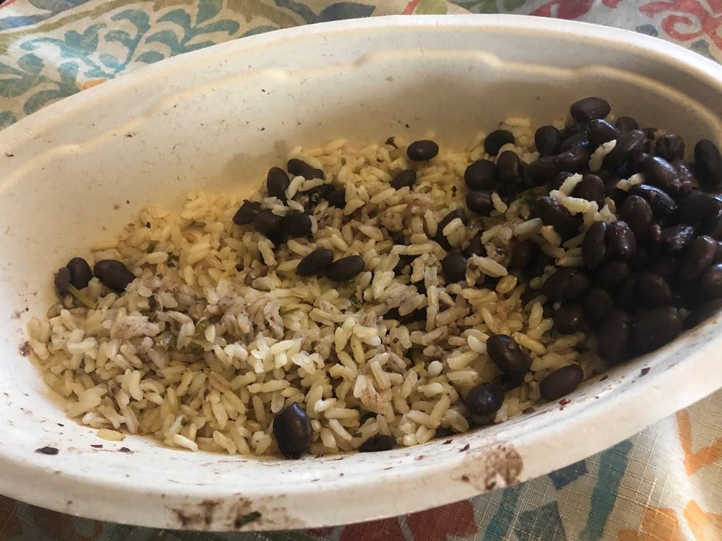 Chipotle Mexican Grill | restaurant | 6450 N Desert Blvd # I104, El Paso, TX 79912, USA | 9158758271 OR +1 915-875-8271