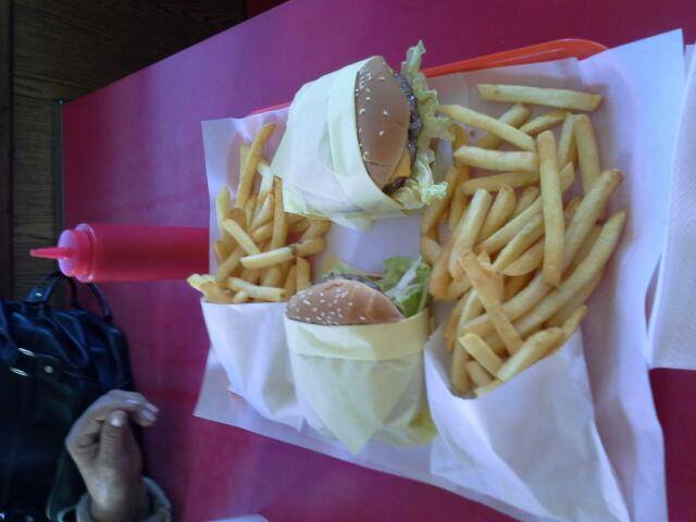 First Street Burgers | restaurant | 3737 E 1st St, Los Angeles, CA 90063, USA | 3232632496 OR +1 323-263-2496