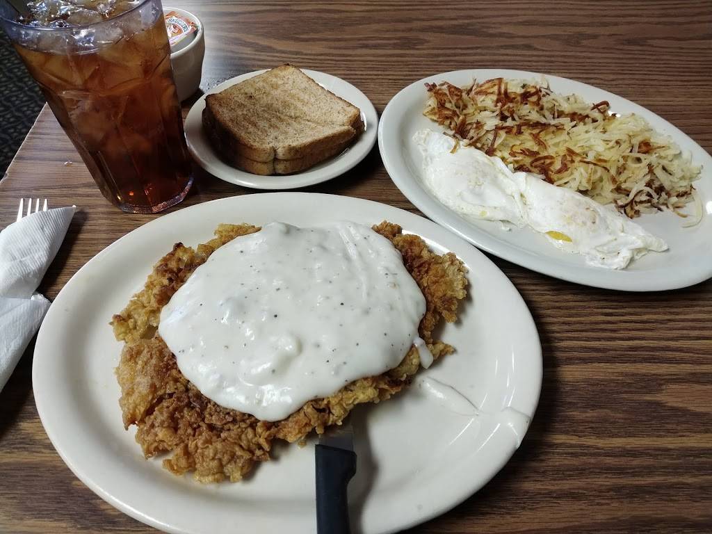 Fat Ernies Family Dining | restaurant | 2806 S Hydraulic Ave St, Wichita, KS 67216, USA | 3165547371 OR +1 316-554-7371