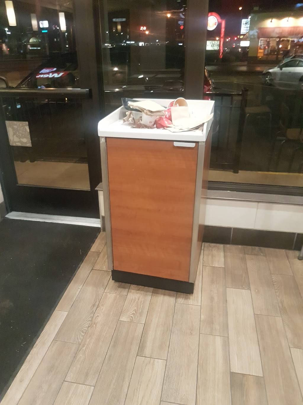 Wendys | restaurant | 410 E Meighan Blvd, Gadsden, AL 35903, USA | 2565157691 OR +1 256-515-7691