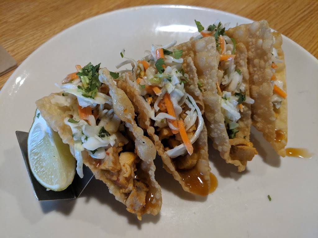 Applebees Grill + Bar | restaurant | 8312 MN-7, St Louis Park, MN 55426, USA | 9529336701 OR +1 952-933-6701