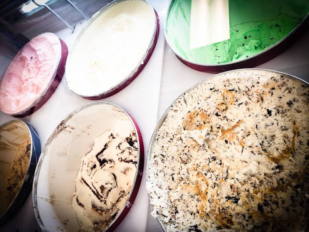 Whats The Scoop | restaurant | 1103 Alexis Ct #105, Mansfield, TX 76063, USA | 8178998054 OR +1 817-899-8054