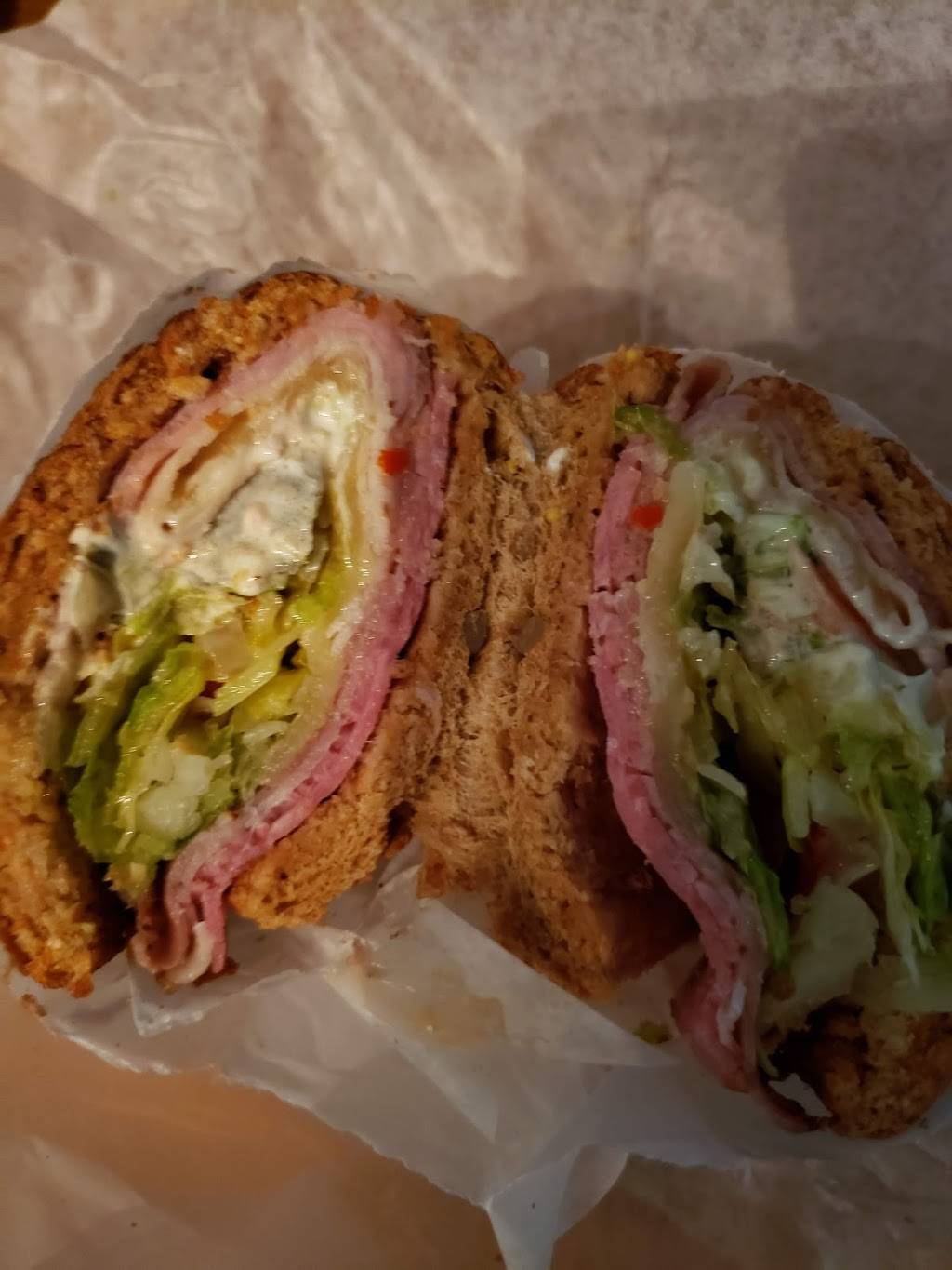 Potbelly | restaurant | 700 N Milwaukee Ave, Vernon Hills, IL 60061, USA | 8475738269 OR +1 847-573-8269