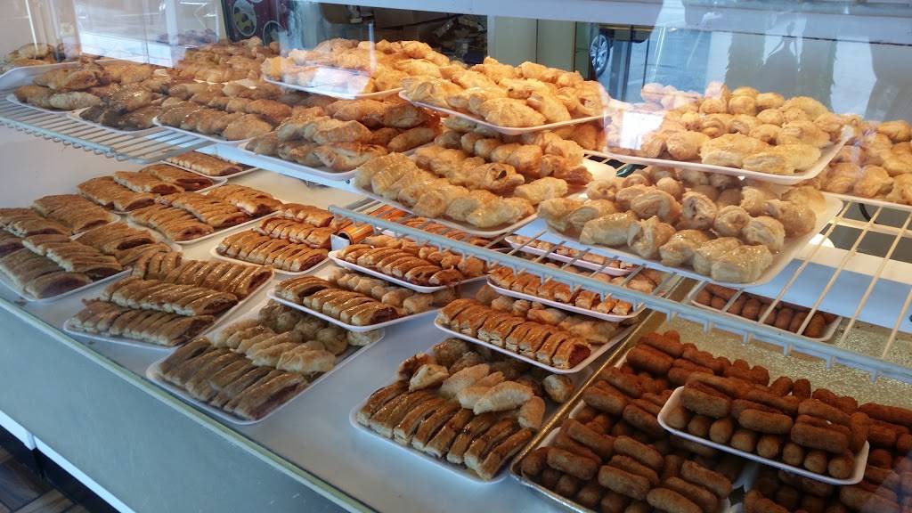 Vicky Bakery | bakery | 445 E 49th St, Hialeah, FL 33013, USA | 3056813222 OR +1 305-681-3222