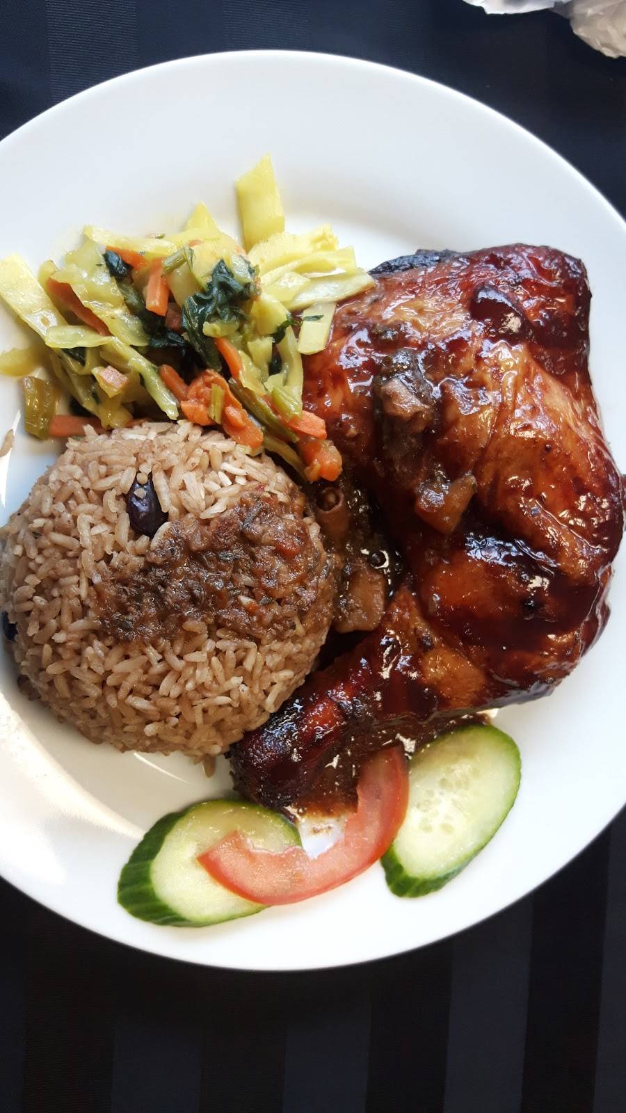 Roses Tree Of Life - Caribbean Delight | restaurant | 1225 Wonderland Rd N, London, ON N6G 2V9, Canada | 2266638178 OR +1 226-663-8178