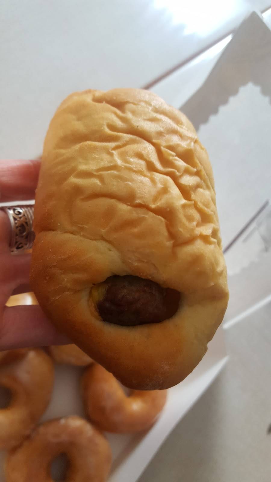 Dough Co. Doughnuts & Coffee | restaurant | 801 Boulevard St B, Dover, OH 44622, USA | 3308270700 OR +1 330-827-0700