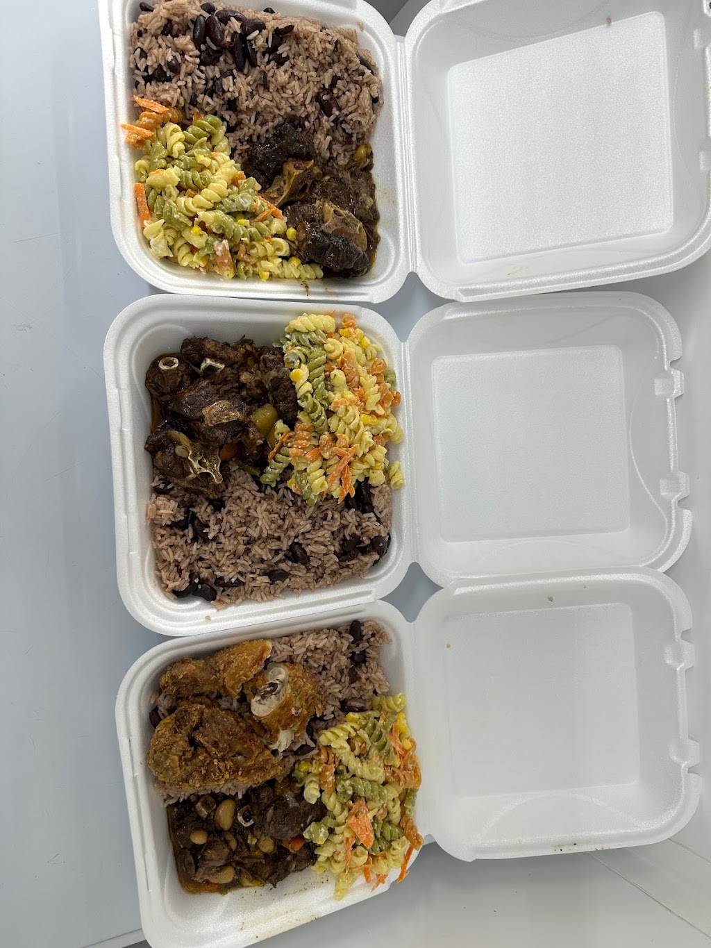 Patwah cuisineJamaican restaurant | restaurant | 2618 Murfreesboro Pike, Nashville, TN 37217, USA | 6159753153 OR +1 615-975-3153