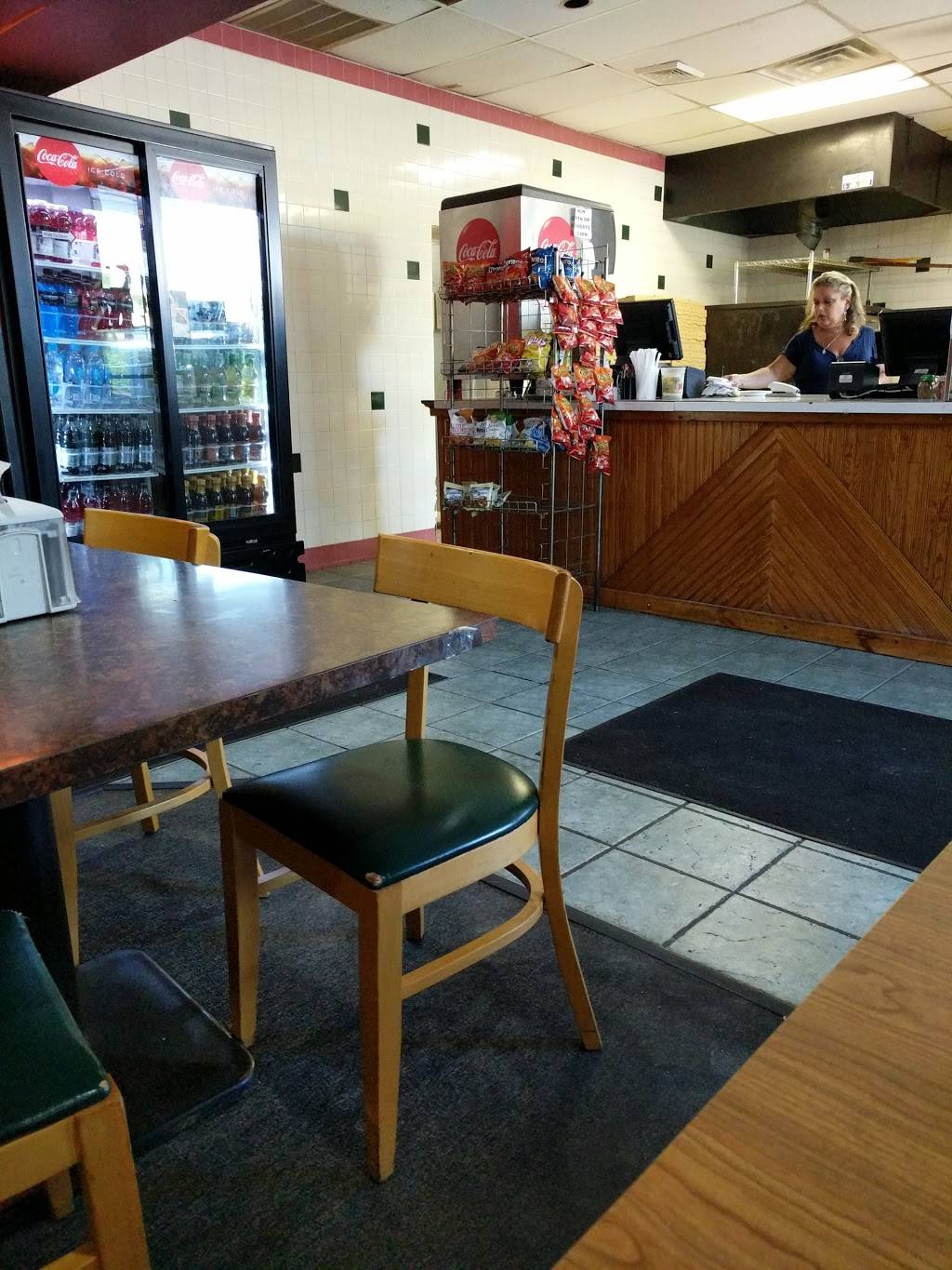 Delvettos Restaurant | restaurant | 3705 NJ-33, Neptune City, NJ 07753, USA | 7329223775 OR +1 732-922-3775