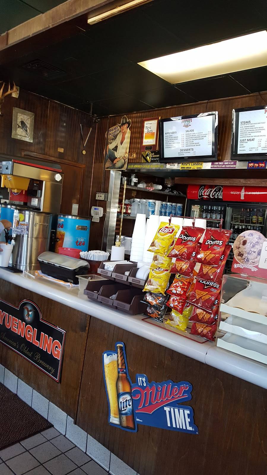 Porkie’s Original BBQ | restaurant | 256 E Main St, Apopka, FL 32703, USA | 4078803351 OR +1 407-880-3351