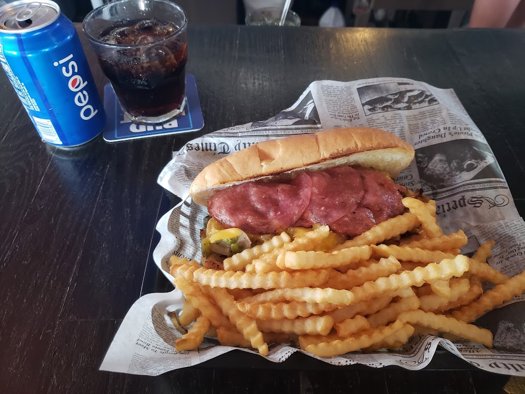 Hammer Inn | restaurant | 1208 State St, Green Bay, WI 54304, USA | 9204326699 OR +1 920-432-6699