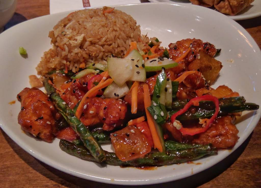 P.F. Changs | restaurant | 215 E Interstate 20, Arlington, TX 76018, USA | 8173758690 OR +1 817-375-8690