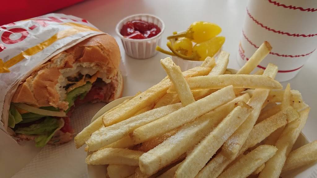 In-N-Out Burger | restaurant | 4600 E Los Coyotes Diagonal, Long Beach, CA 90815, USA | 8007861000 OR +1 800-786-1000
