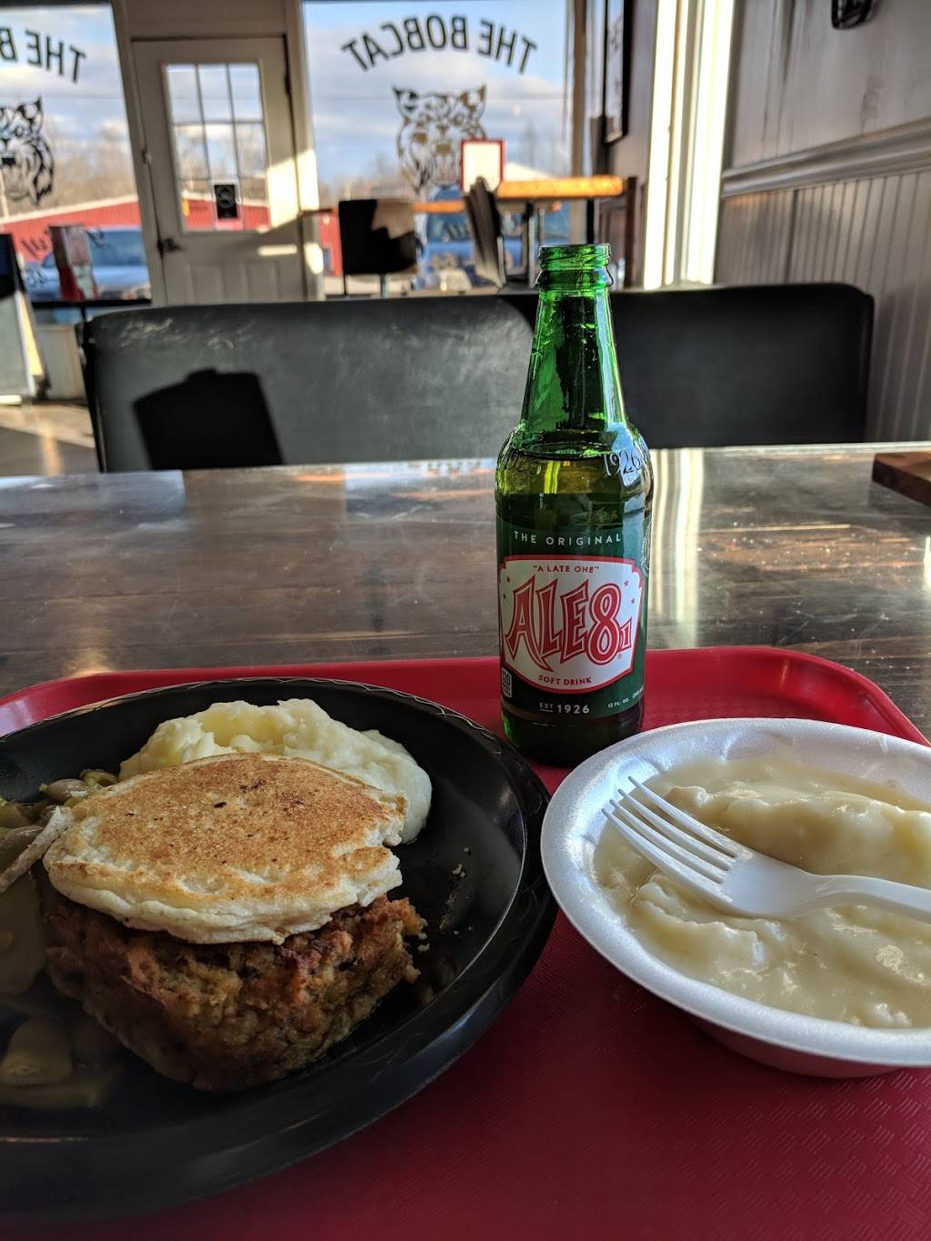 Bobcat Drive In | restaurant | 1969 KY-11, Beattyville, KY 41311, USA | 6064642702 OR +1 606-464-2702