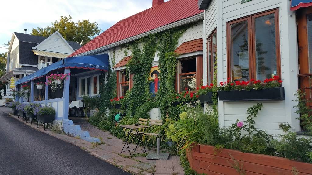 Resto La Bohème - Steak Fruits De Mer - Abats - Couscous Pates - | restaurant | 251 Rue Principale, Saint-Sauveur, QC J0R 1R0, Canada | 4507440504 OR +1 450-744-0504