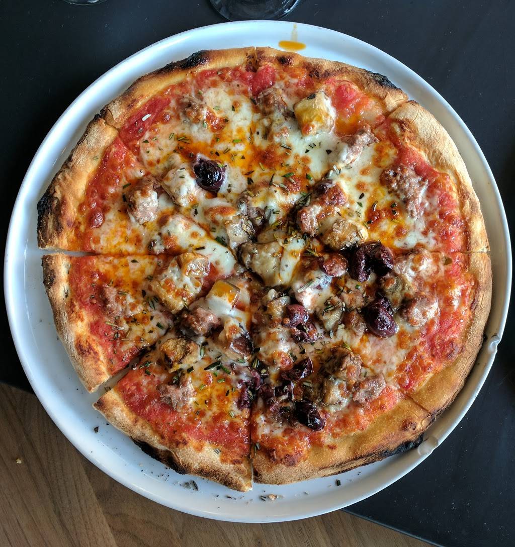 Union Pizza | restaurant | 1245 Chicago Ave, Evanston, IL 60202, USA | 8474752400 OR +1 847-475-2400