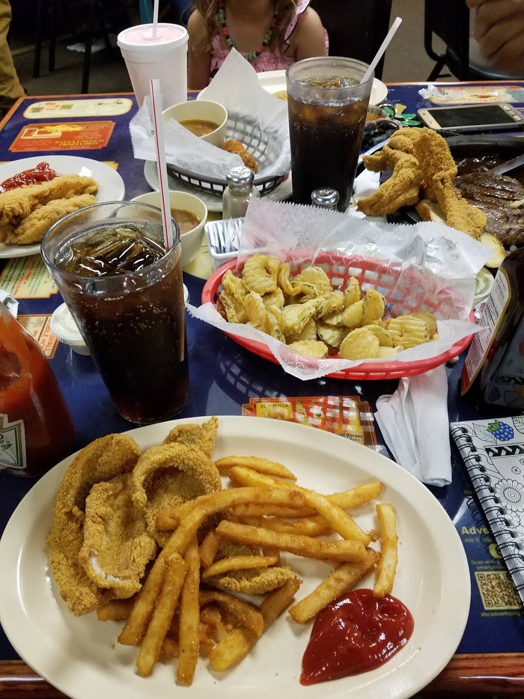 Jans River Restaurant | restaurant | 7675 W 70th St, Shreveport, LA 71129, USA | 3189385026 OR +1 318-938-5026