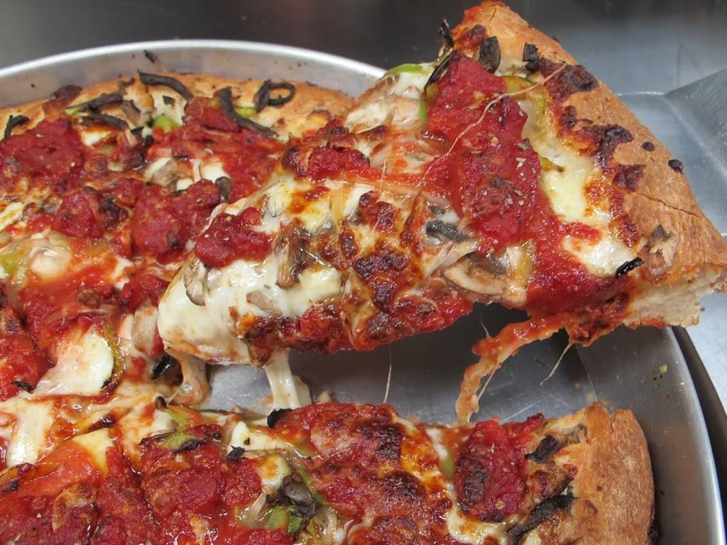 Pine Hills Golf Club Bar & Restaurant | restaurant | 1665 N 2501st Rd, Ottawa, IL 61350, USA | 8154343985 OR +1 815-434-3985