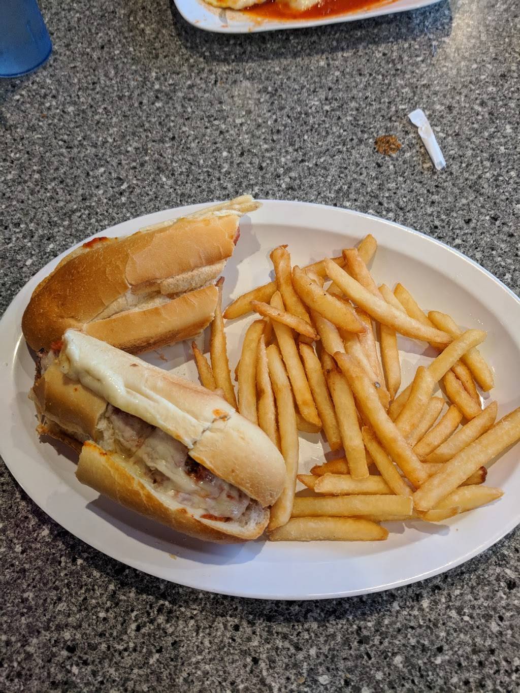 Diromios Pizza And Grill | restaurant | 101 Divine Drive #2, Davenport, FL 33897, USA | 8634202001 OR +1 863-420-2001