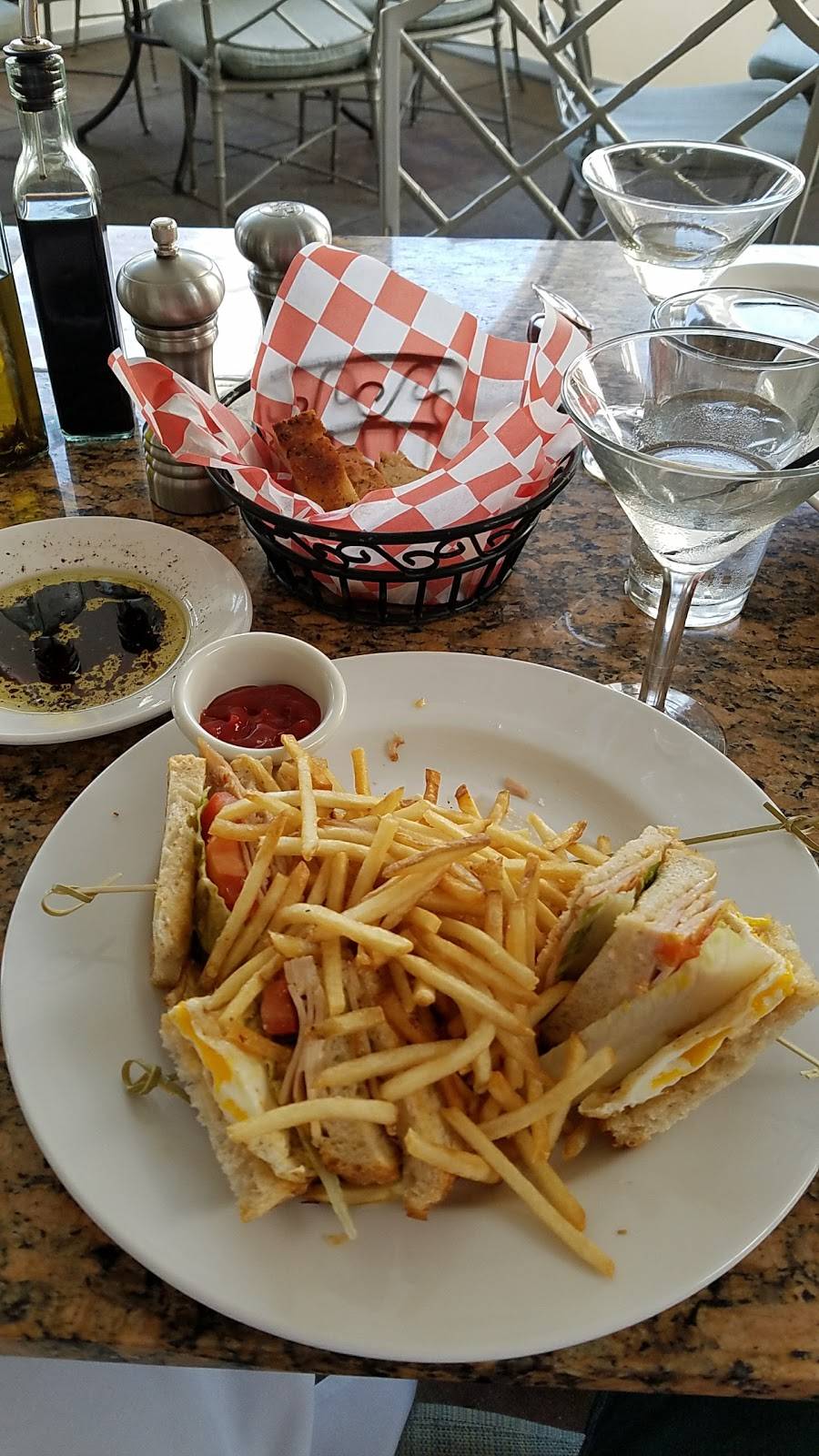 Taverna | restaurant | 3312 Knox St, Dallas, TX 75205, USA | 2145209933 OR +1 214-520-9933