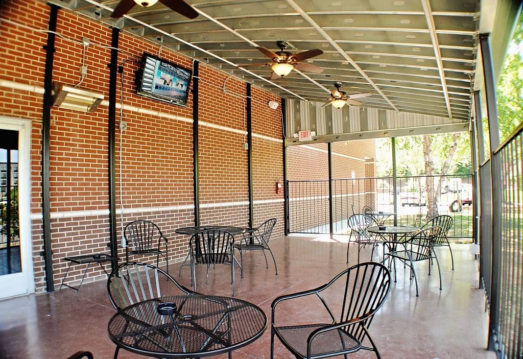 Gate City Billiards Club | restaurant | 6004 Landmark Center Blvd, Greensboro, NC 27407, USA | 3368568800 OR +1 336-856-8800