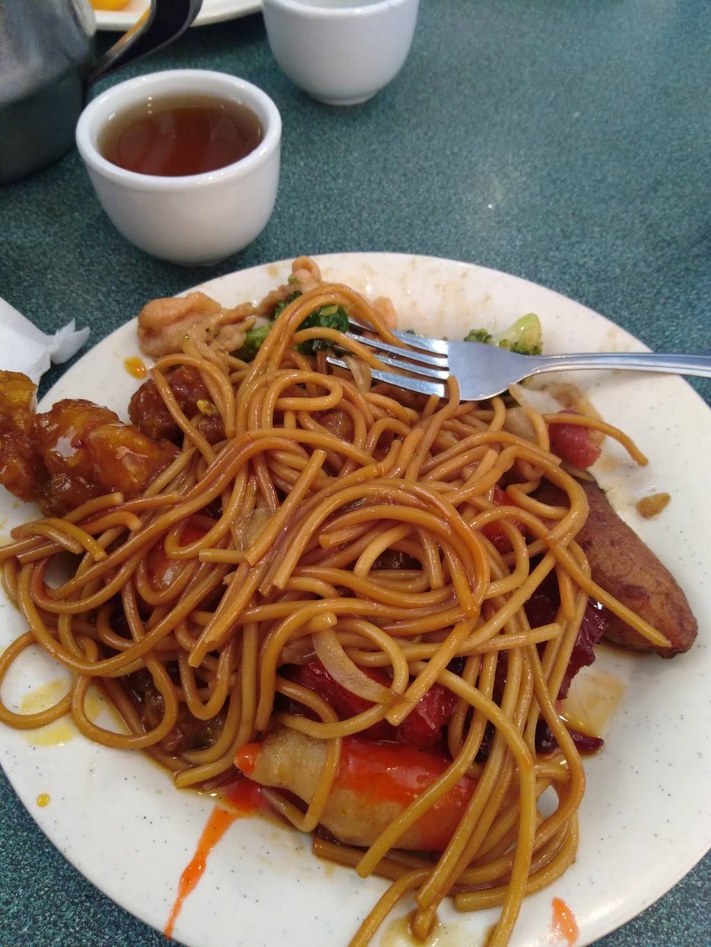 New Peking Buffet | restaurant | 100 Live Oaks Blvd, Casselberry, FL 32707, USA | 4077907011 OR +1 407-790-7011