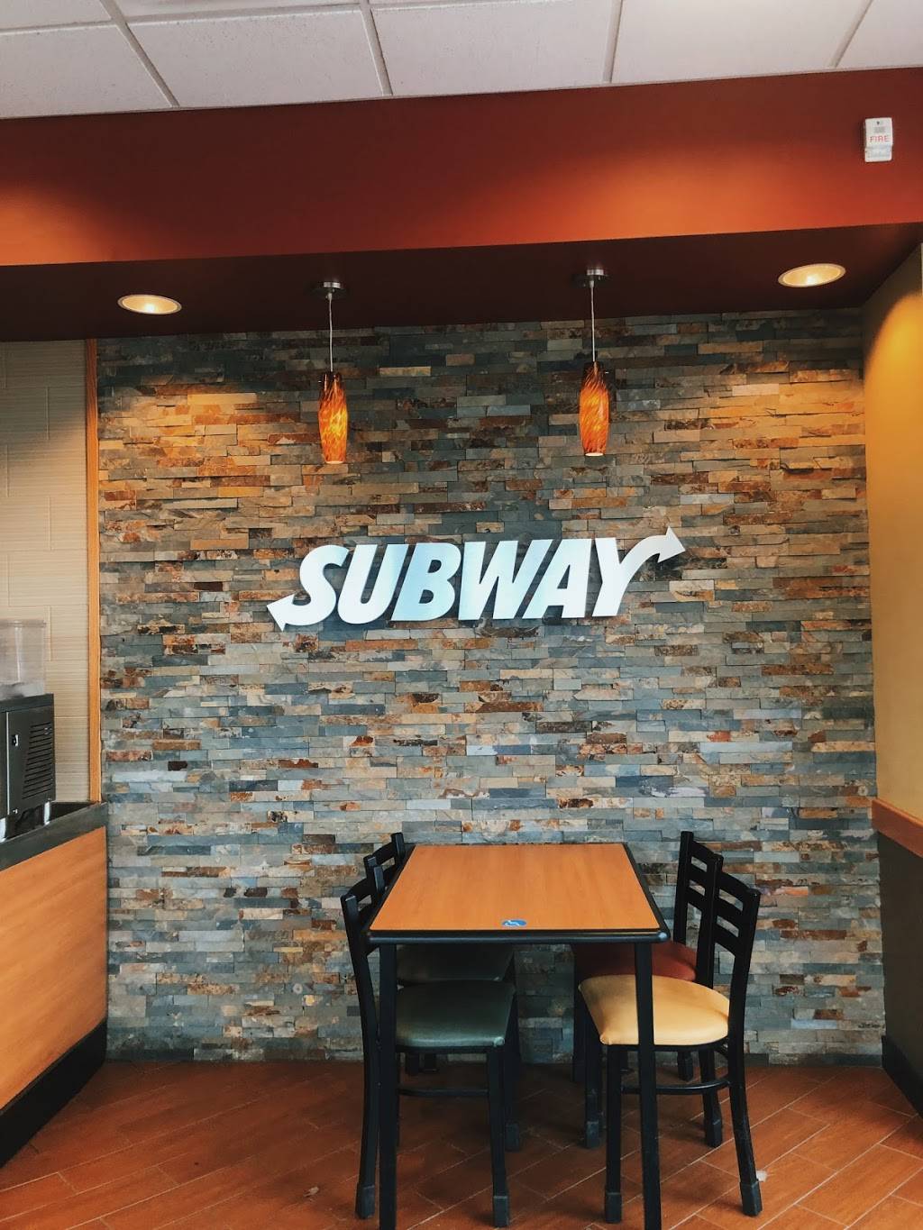 Subway | meal takeaway | 1633 Monks Ave Suite 110, Mankato, MN 56001, USA | 5073857821 OR +1 507-385-7821