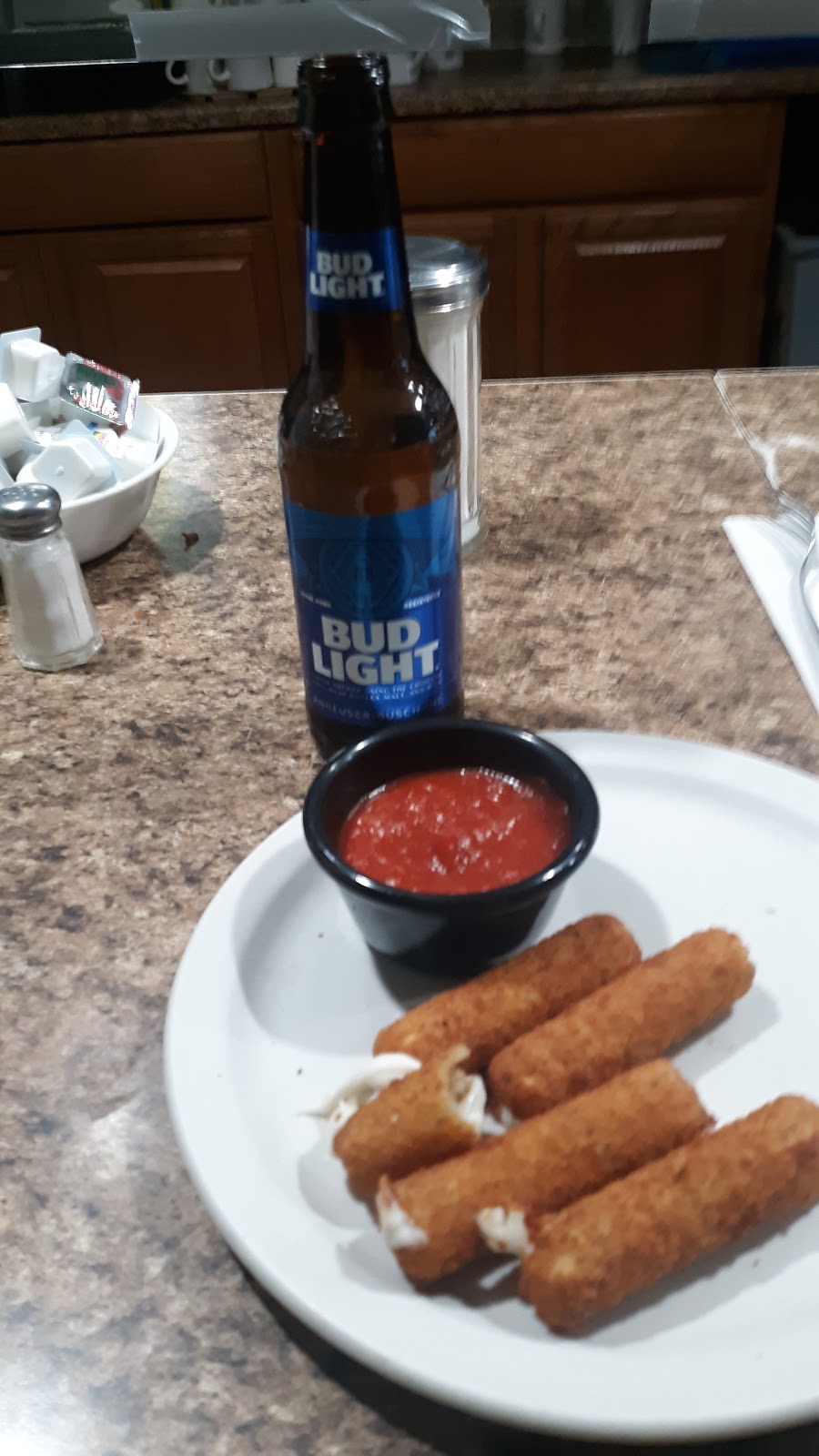 95 Diner | restaurant | 64 Lagrange Rd, Howland, ME 04448, USA | 2077323412 OR +1 207-732-3412