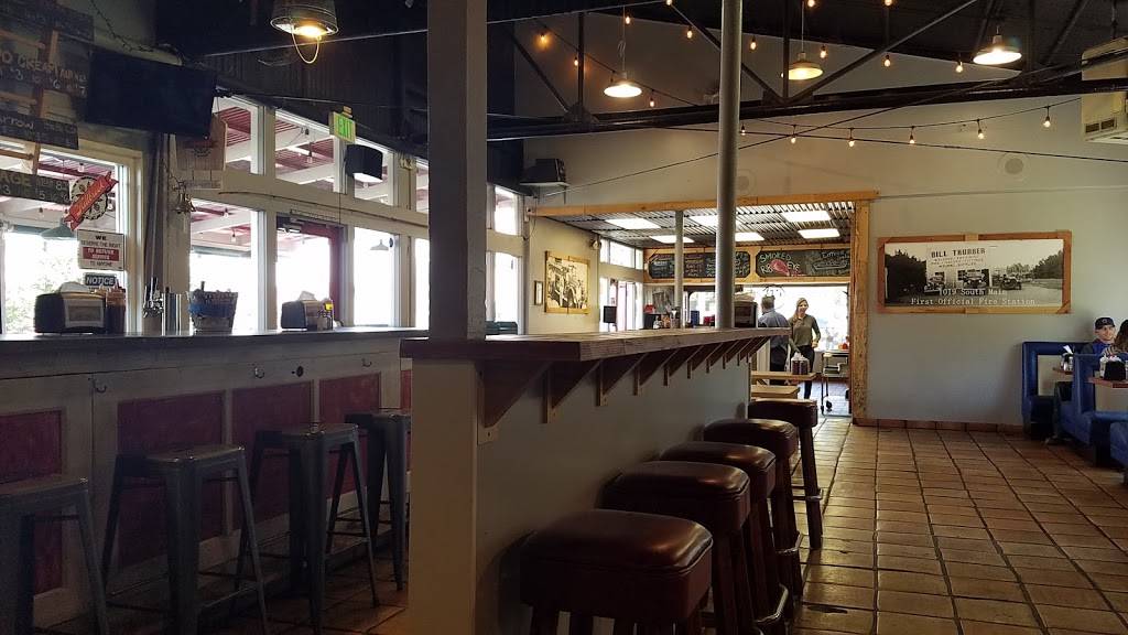 Firehouse Que & Brew | restaurant | 1019 S Main Ave, Fallbrook, CA 92028, USA | 7606453729 OR +1 760-645-3729
