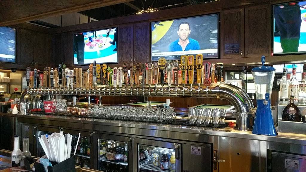 Carolina Ale House | restaurant | 400 Conservation Rd, Garner, NC 27529, USA | 9197722646 OR +1 919-772-2646