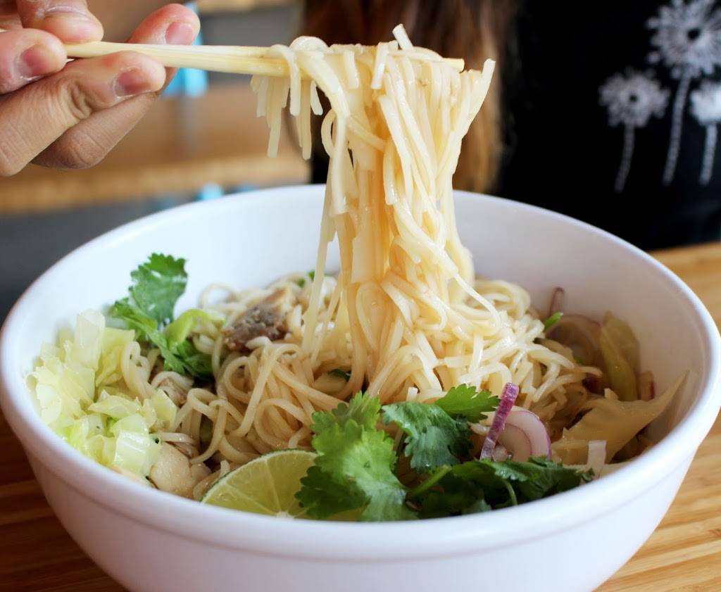 Bon Me | restaurant | Public Market, 100 Hanover St, Boston, MA 02108, USA | 6176022658 OR +1 617-602-2658