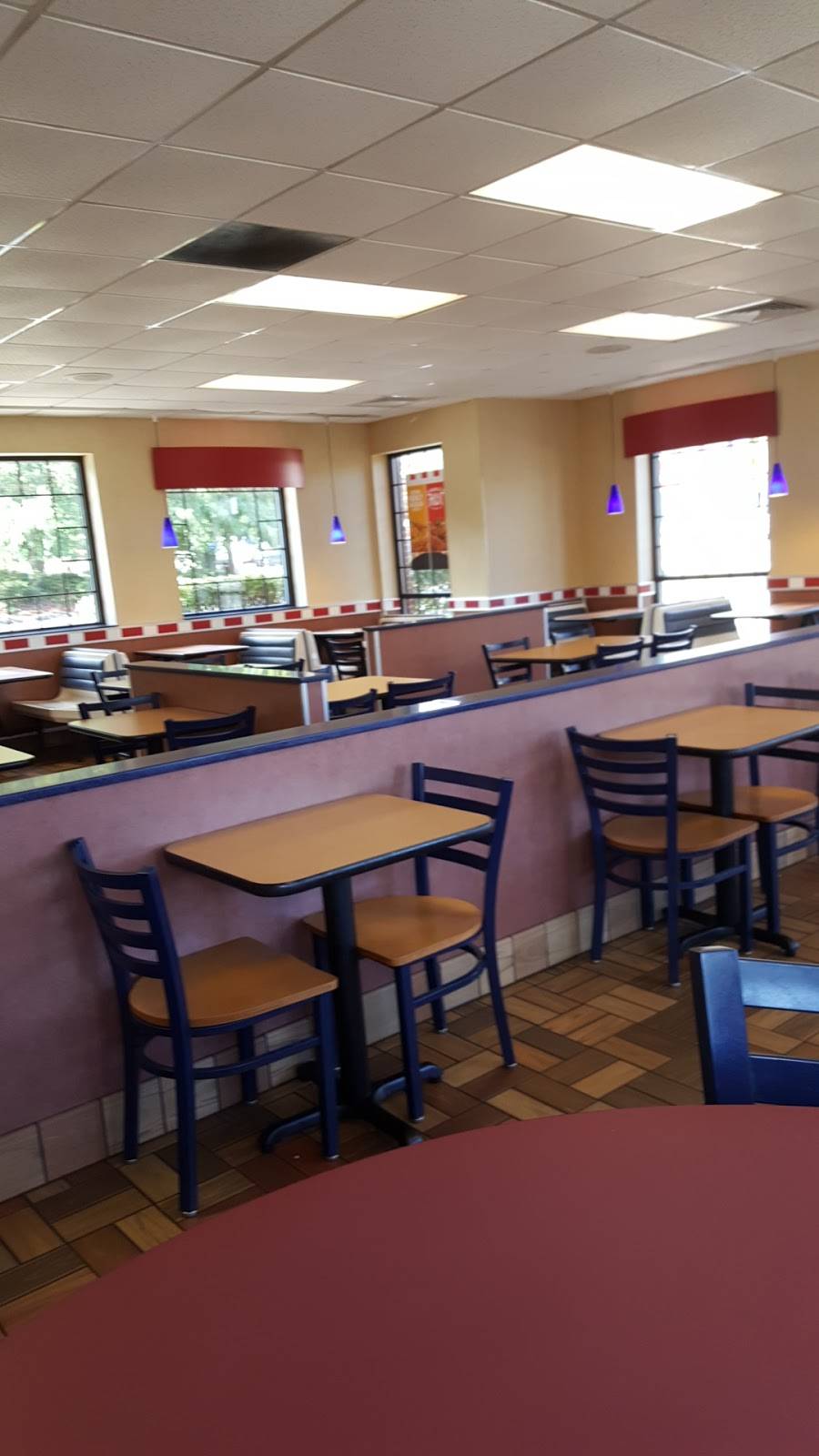 KFC | restaurant | 470 Farmington Ave, Bristol, CT 06010, USA | 8605829439 OR +1 860-582-9439