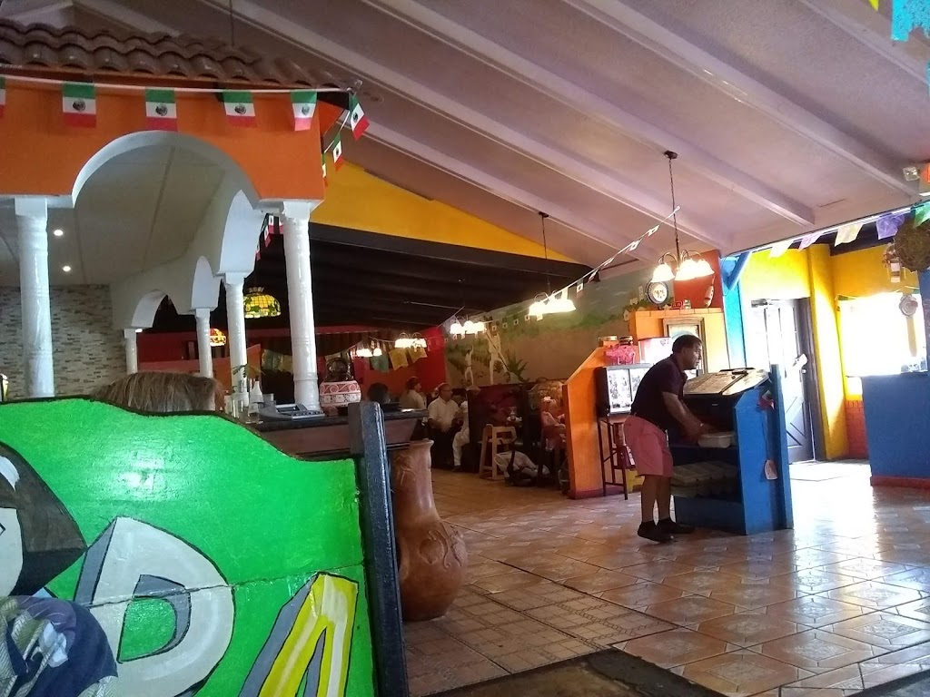 Monterrey’s Mexican Grill | restaurant | 201 McMeans Ave, Bay Minette, AL 36507, USA | 2512398224 OR +1 251-239-8224