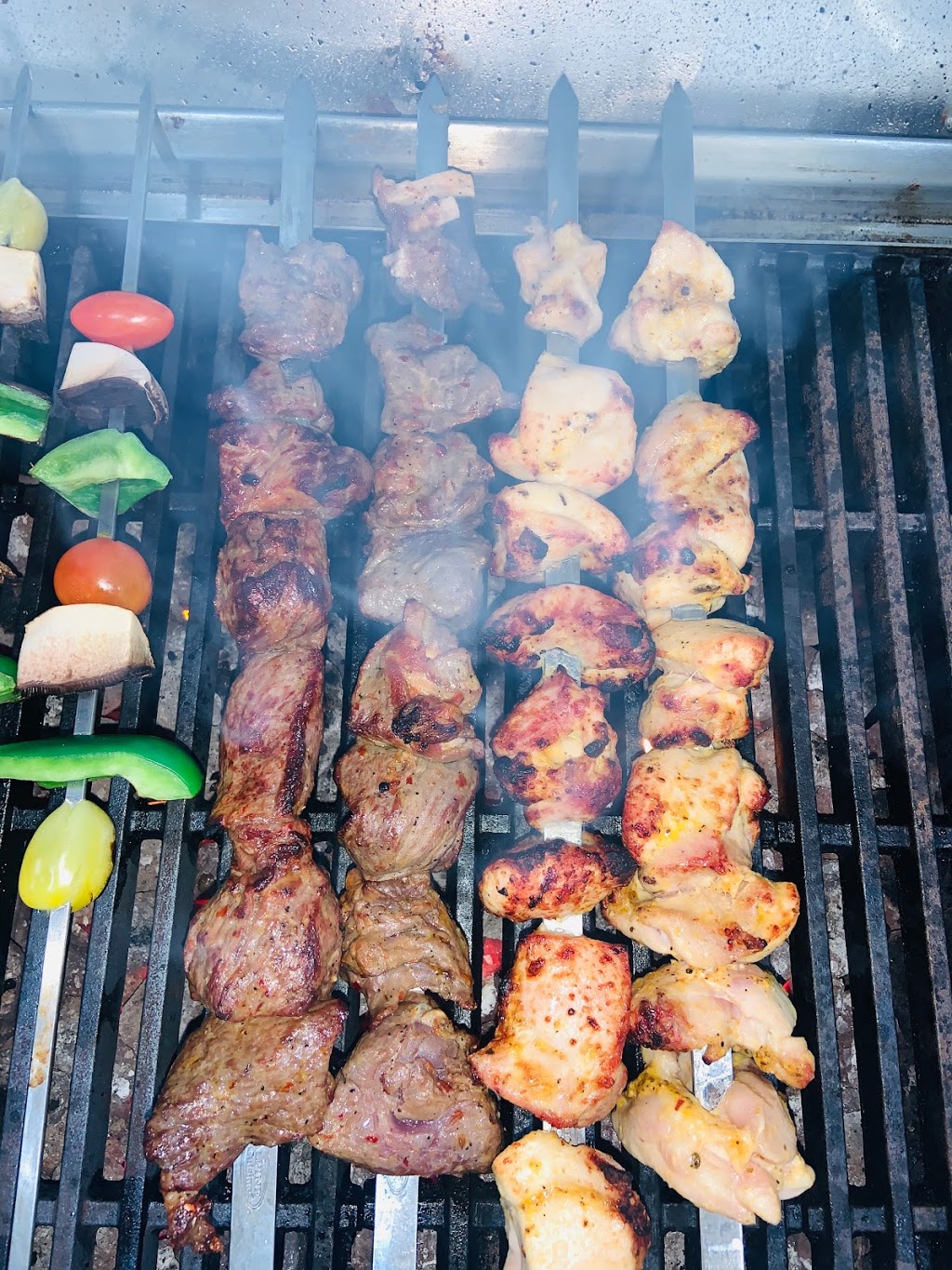 Dayton Village Pizza Turkish mediterranean restaurant | restaurant | 3630 N Dixie Dr, Dayton, OH 45414, USA | 9375670775 OR +1 937-567-0775